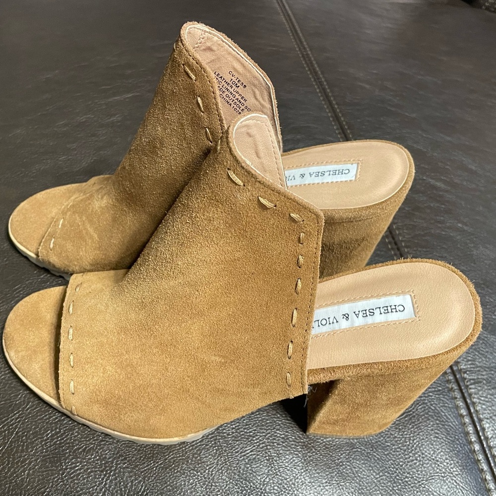 Size 9/10 (says 10 but fits more like a 9) open back booties